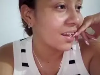 karlapum's Live Sex Cam Show