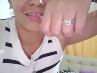 karlapum's Live Sex Cam Show