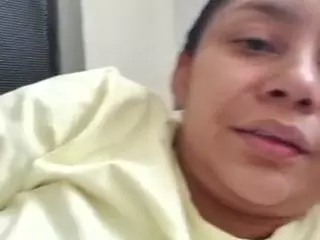 karlapum's Live Sex Cam Show