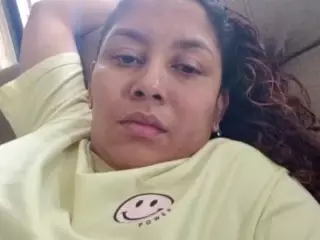 karlapum's Live Sex Cam Show