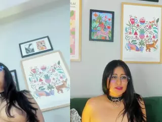 Amberr-Gold's Live Sex Cam Show