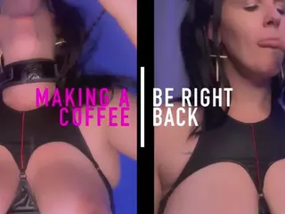 Ivy Swings's Live Sex Cam Show