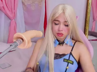 IndiraCollins's Live Sex Cam Show