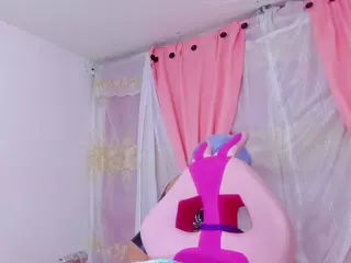IndiraCollins's Live Sex Cam Show