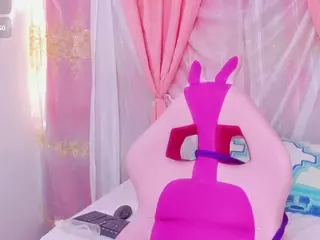 IndiraCollins's Live Sex Cam Show