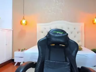 lissa jhonsoon's Live Sex Cam Show
