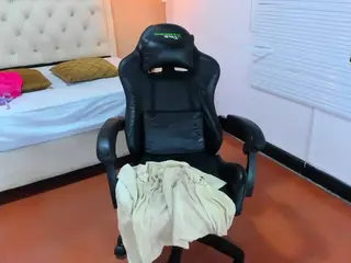 lissa jhonsoon's Live Sex Cam Show