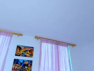 Juliietta's Live Sex Cam Show