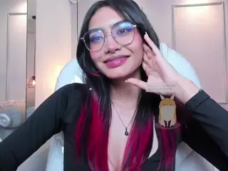 AzuraKindong's Live Sex Cam Show