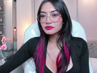 AzuraKindong's Live Sex Cam Show