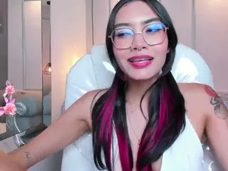 AzuraKindong's Live Sex Cam Show