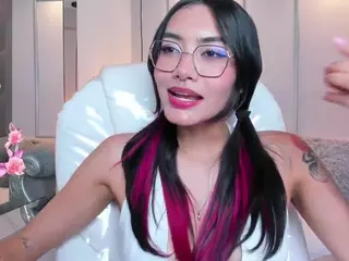 AzuraKindong's Live Sex Cam Show