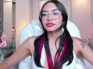 AzuraKindong's Live Sex Cam Show