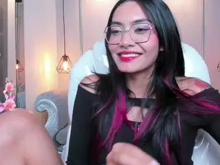 AzuraKindong's Live Sex Cam Show