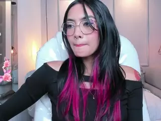 AzuraKindong's Live Sex Cam Show
