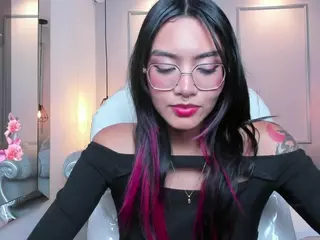 AzuraKindong's Live Sex Cam Show
