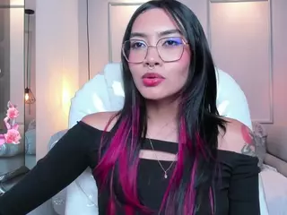 AzuraKindong's Live Sex Cam Show