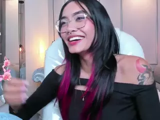 AzuraKindong's Live Sex Cam Show