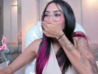 AzuraKindong's Live Sex Cam Show