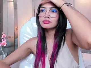 AzuraKindong's Live Sex Cam Show