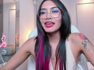 AzuraKindong's Live Sex Cam Show