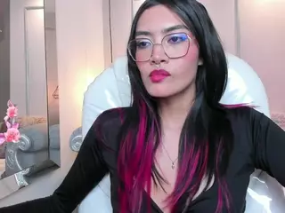 AzuraKindong's Live Sex Cam Show