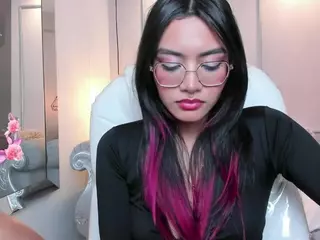 AzuraKindong's Live Sex Cam Show