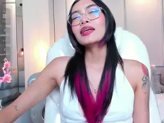 AzuraKindong's Live Sex Cam Show