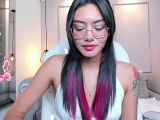 AzuraKindong's Live Sex Cam Show