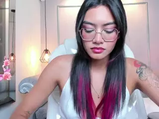 AzuraKindong's Live Sex Cam Show