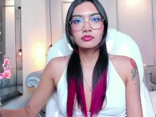 AzuraKindong's Live Sex Cam Show