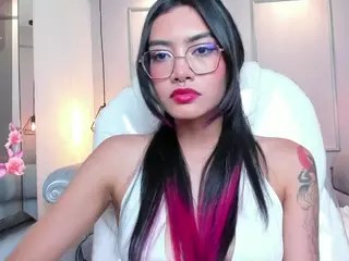 AzuraKindong's Live Sex Cam Show