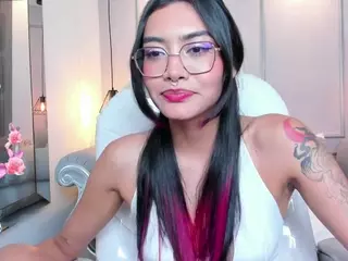 AzuraKindong's Live Sex Cam Show