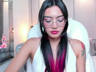 AzuraKindong's Live Sex Cam Show