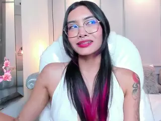 AzuraKindong's Live Sex Cam Show