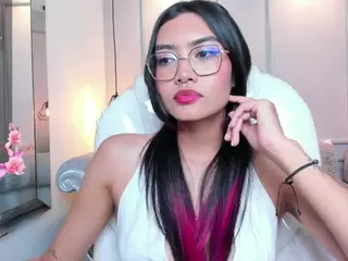 AzuraKindong's Live Sex Cam Show