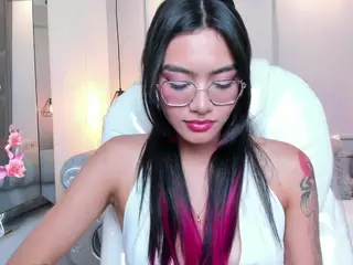 AzuraKindong's Live Sex Cam Show