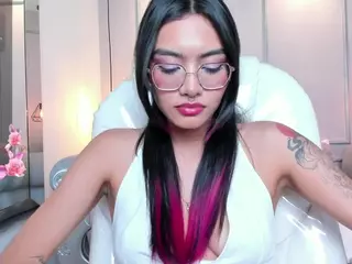 AzuraKindong's Live Sex Cam Show