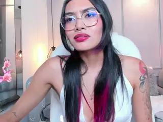 AzuraKindong's Live Sex Cam Show