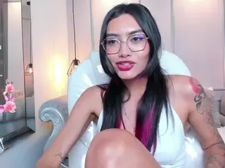 AzuraKindong's Live Sex Cam Show