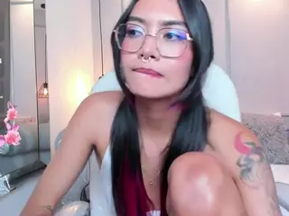 AzuraKindong's Live Sex Cam Show