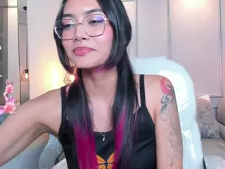 AzuraKindong's Live Sex Cam Show