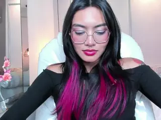 AzuraKindong's Live Sex Cam Show