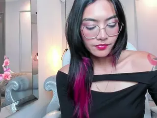 AzuraKindong's Live Sex Cam Show