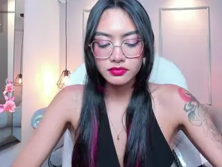 AzuraKindong's Live Sex Cam Show