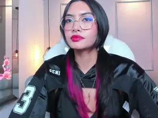 AzuraKindong's Live Sex Cam Show