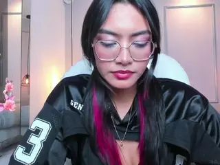 AzuraKindong's Live Sex Cam Show