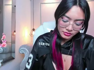 AzuraKindong's Live Sex Cam Show