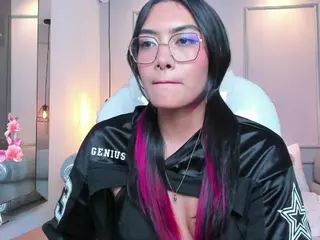 AzuraKindong's Live Sex Cam Show