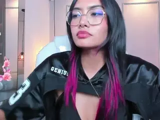 AzuraKindong's Live Sex Cam Show